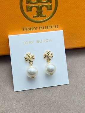 Tory Burch Gold Logo Pearl Drop Earrings - White Pearls